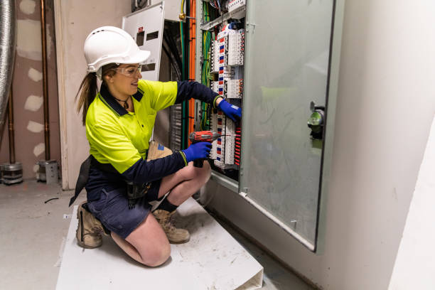 Best Licensed Electrician  in Loves Park, IL